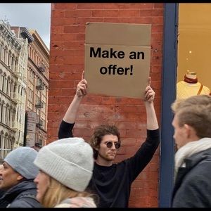 Listen to guy with a sign! 😃